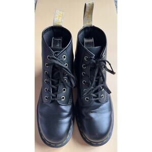 Dr. Martens Vegan 101 Fashion Ankle Boot - Size 8M/9L